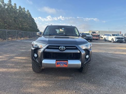 Used 2020 Toyota 4Runner TRD Off-Road image 9