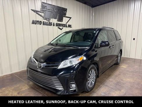 Used 2020 Toyota Sienna XLE FWD image 1