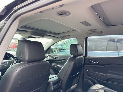 Used 2020 GMC Acadia SLT w/ Trailering Package FWD image 11