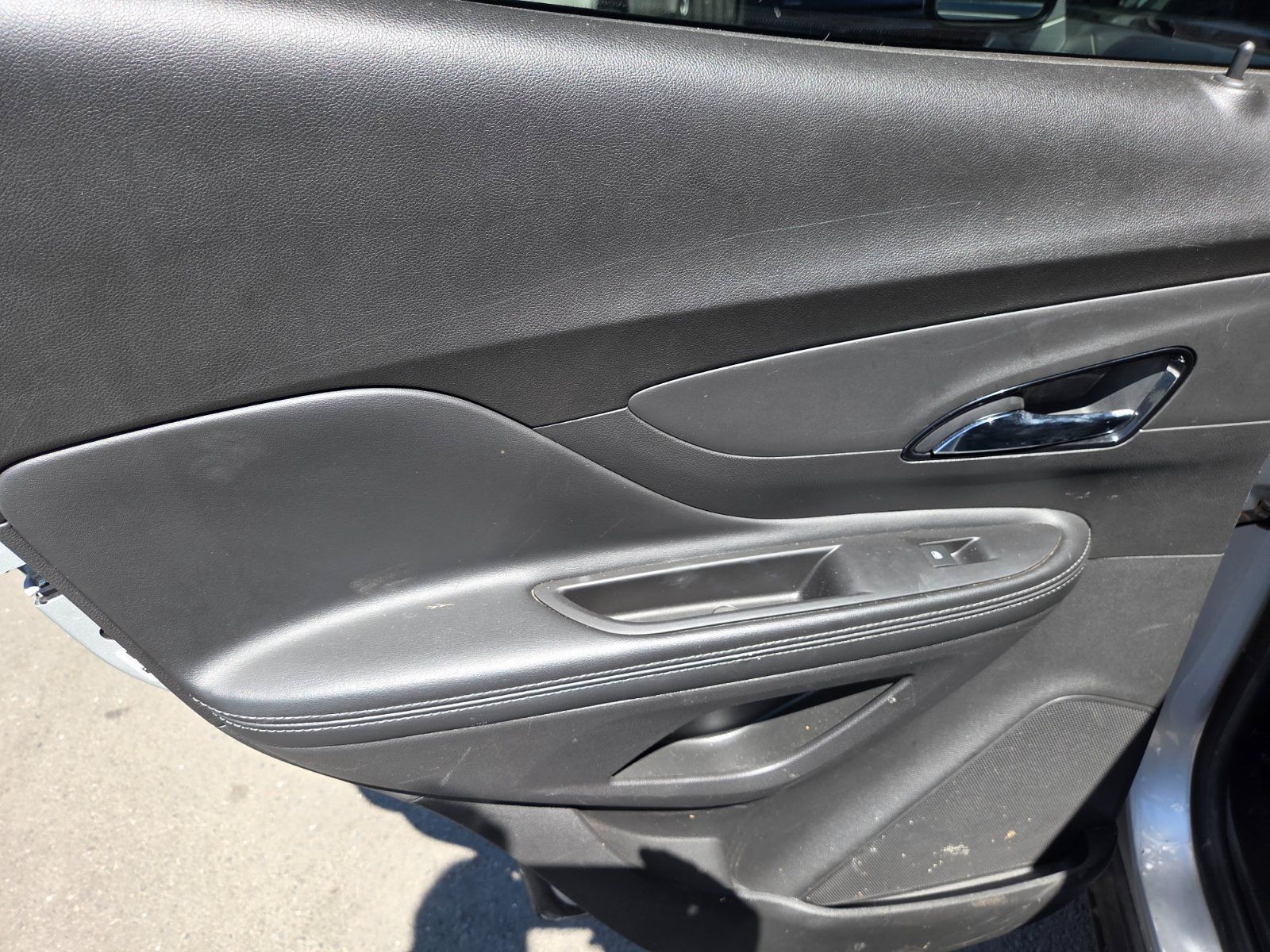Used 2019 Buick Encore Preferred FWD image 8