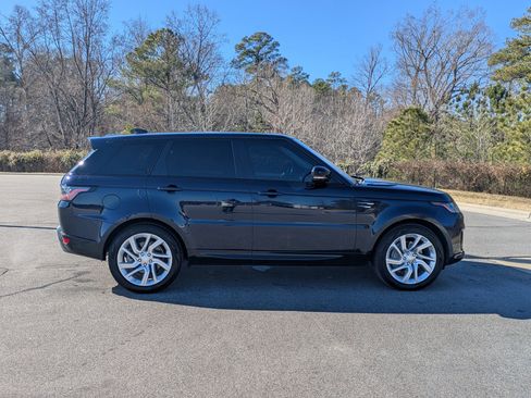 Used 2020 Land Rover Range Rover Sport HSE image 4