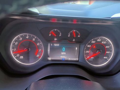 Used 2018 Chevrolet Camaro LT w/ RS Package image 30