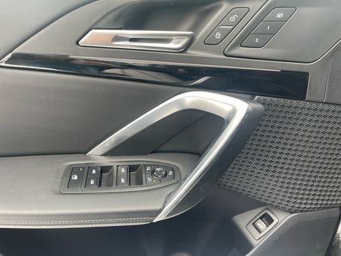 Used 2025 BMW X1 xDrive28i image 21