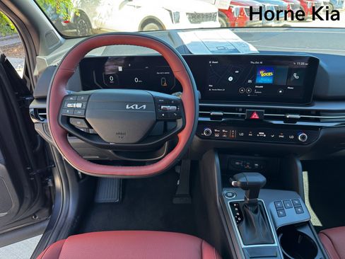 New 2026 Kia Sportage SX image 13