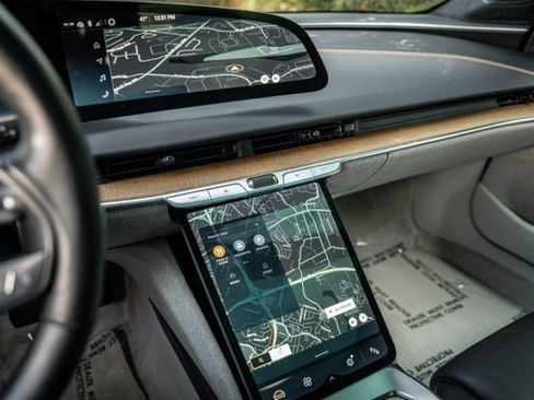 Used 2023 Lucid Air Touring image 39