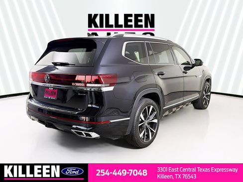 Used 2024 Volkswagen Atlas SEL Premium R-Line AWD/4WD image 8