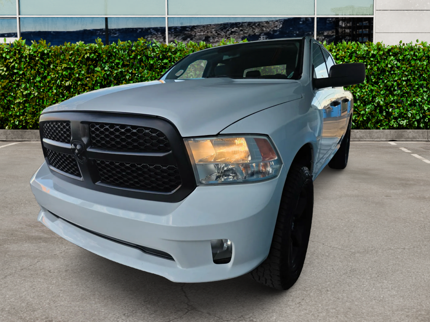 Used 2014 RAM 1500 Express AWD/4WD image 1