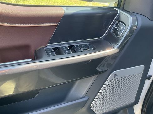 Used 2023 Ford F150 Lariat w/ Equipment Group 502A High image 16