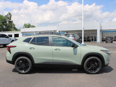 New 2026 Chevrolet Trax ACTIV FWD image 11