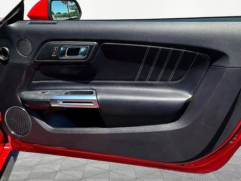 Used 2019 Ford Mustang Premium RWD image 27