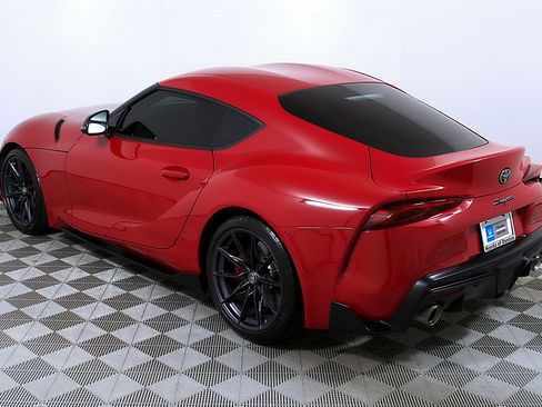 Used 2024 Toyota Supra Premium image 9