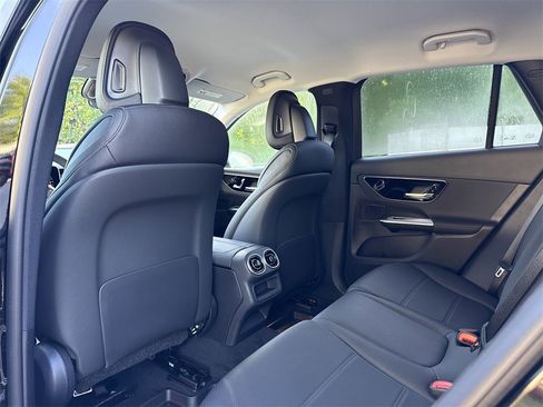 New 2025 Mercedes-Benz GLC 350e 4MATIC image 13
