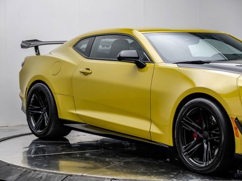 Used 2024 Chevrolet Camaro ZL1 image 32