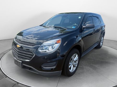 Used 2017 Chevrolet Equinox LS AWD/4WD image 3