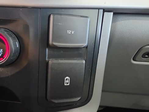 Used 2023 Ford F150 XLT AWD/4WD image 32