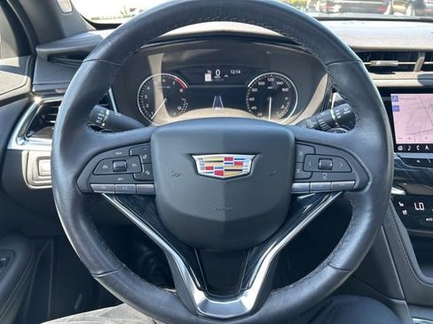 Used 2024 Cadillac XT6 Premium Luxury w/ LPO, Floor Liner Package AWD/4WD image 13