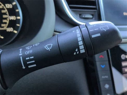 Used 2023 INFINITI QX55 Luxe w/ Cargo Package image 28