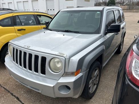 Used 2008 Jeep Patriot Sport image 1