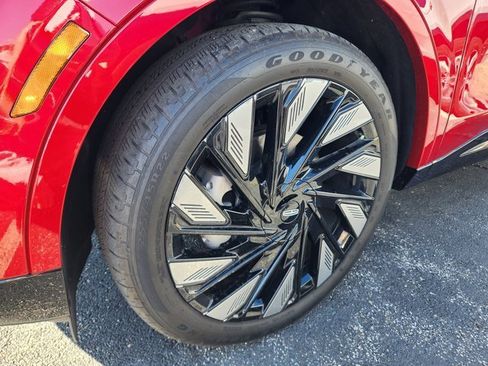 Used 2024 Lincoln Nautilus Reserve w/ Equipment Group 202A image 27