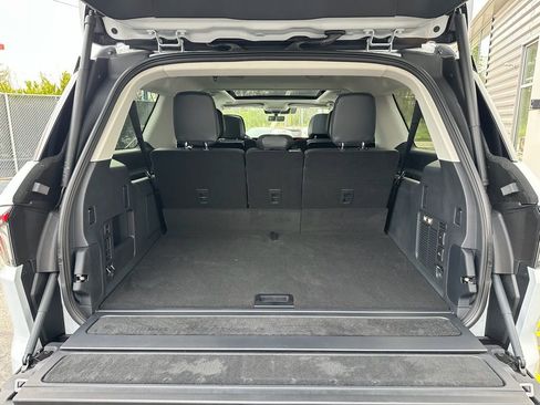 New 2025 Lincoln Navigator L Reserve AWD/4WD image 27