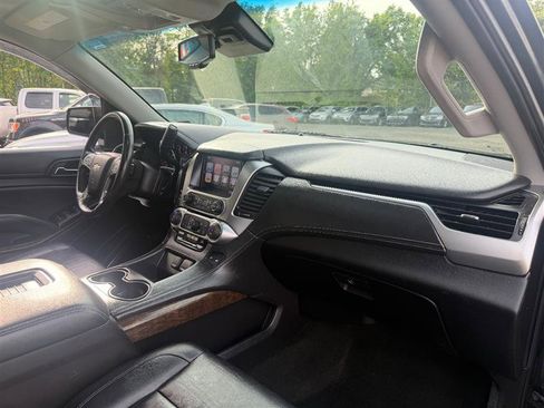 Used 2016 Chevrolet Suburban LT AWD/4WD image 17
