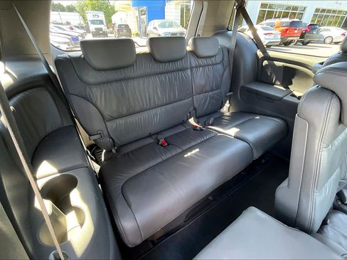 Used 2024 Volkswagen Atlas Cross Sport SEL R-Line AWD/4WD image 29