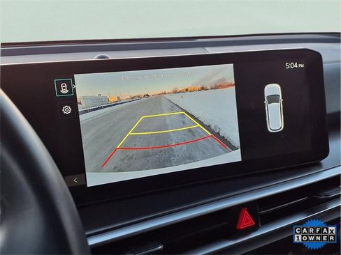 Used 2024 Kia Sorento S image 10