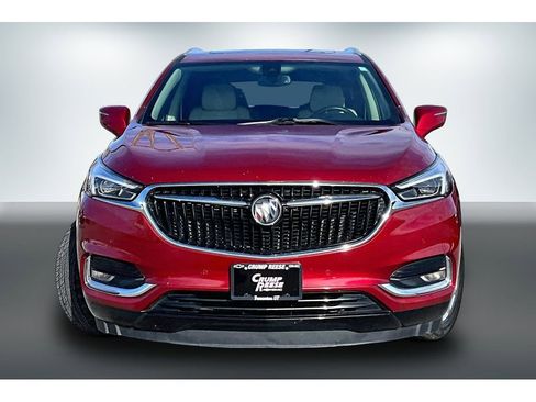 Used 2020 Buick Enclave Premium w/ Sun and Sites Package image 2