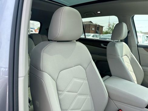 New 2025 Volkswagen Atlas SE image 80