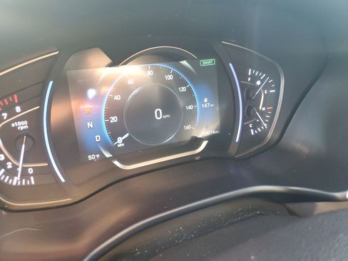 Used 2020 Hyundai Santa Fe Limited image 20