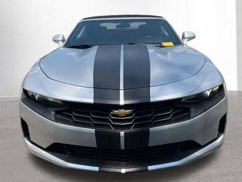 Used 2019 Chevrolet Camaro LT RWD image 6