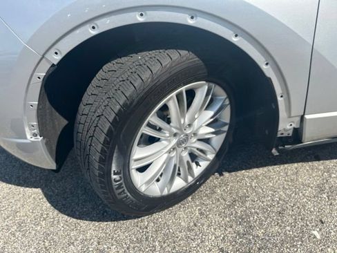 Used 2018 Buick Envision Preferred FWD image 51