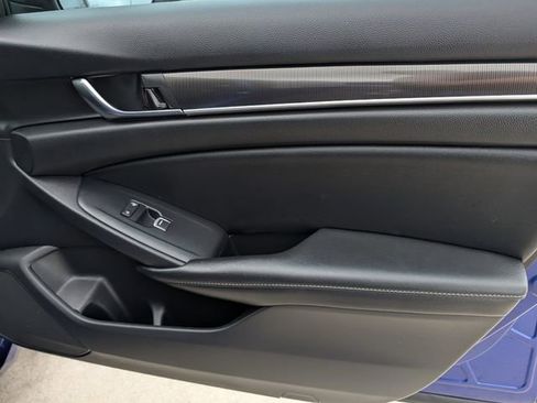 Used 2022 Honda Accord Sport image 30