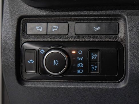 Used 2024 Ford F350 Lariat AWD/4WD image 29
