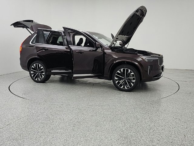 New 2026 Volvo XC90 T8 Ultra w/ Protection Package Premier AWD/4WD image 10