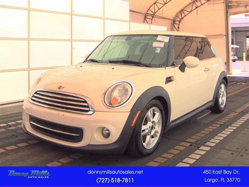 Used 2013 MINI Cooper Hardtop FWD image 1