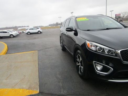 Used 2018 Kia Sorento EX image 7