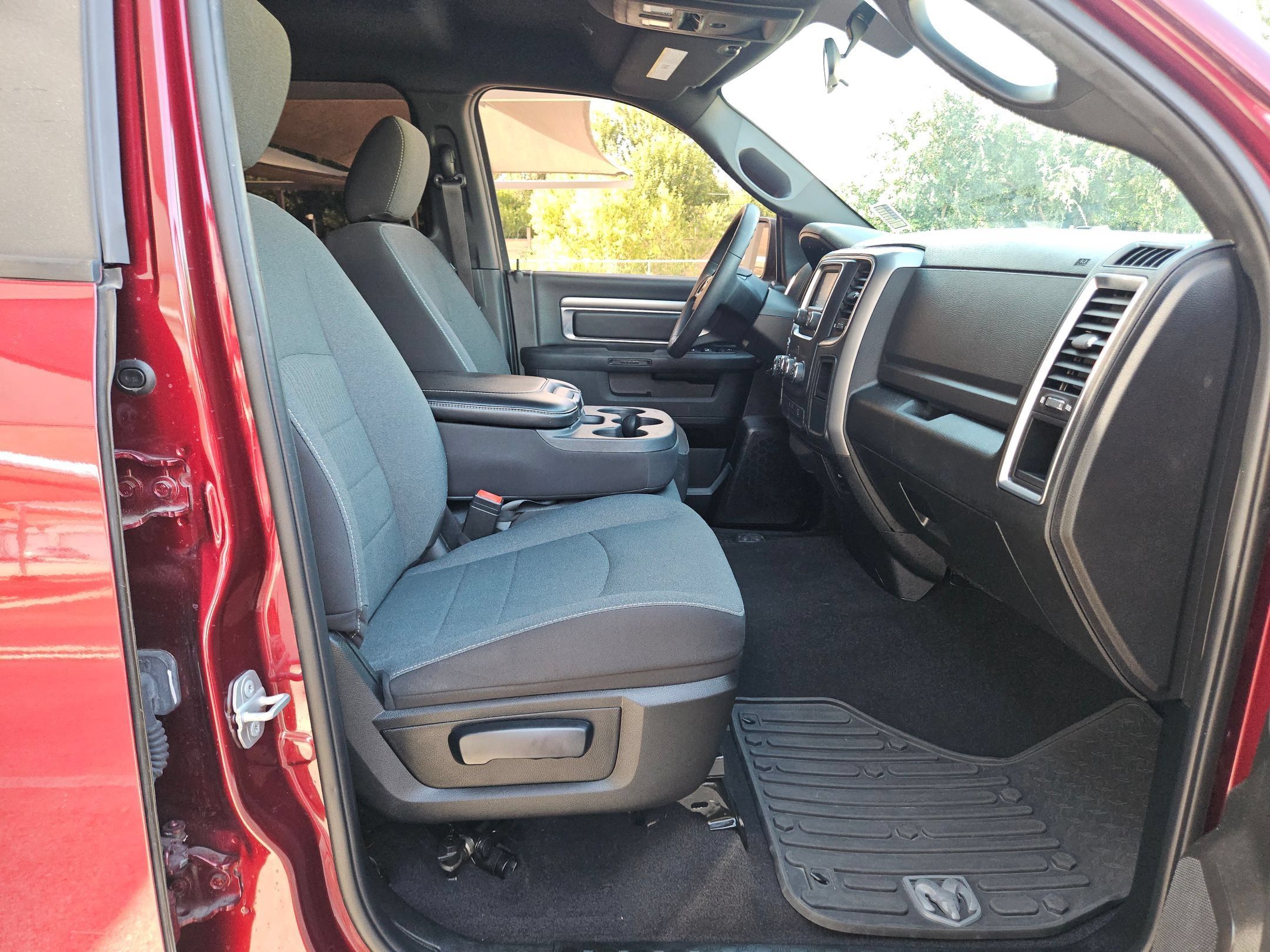Used 2022 RAM 1500 Warlock AWD/4WD image 27