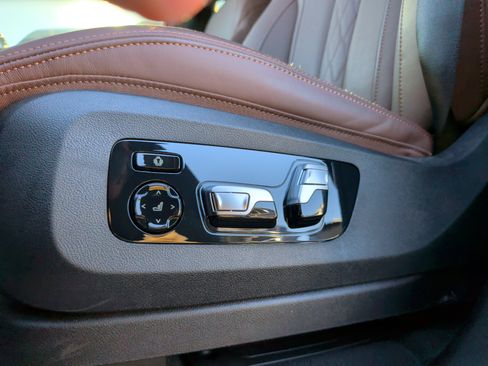 Certified 2022 BMW X5 xDrive40i w/ Executive Package image 31