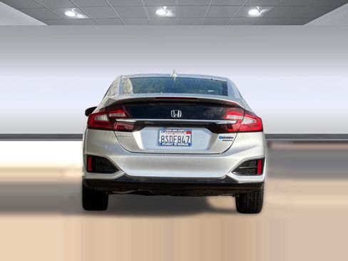 Used 2020 Honda Clarity Touring image 10
