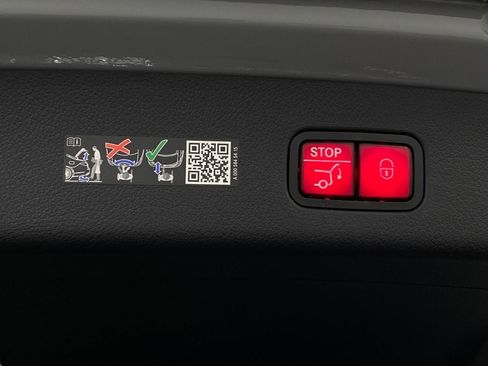 Certified 2026 Mercedes-Benz GLC 300 4MATIC image 40