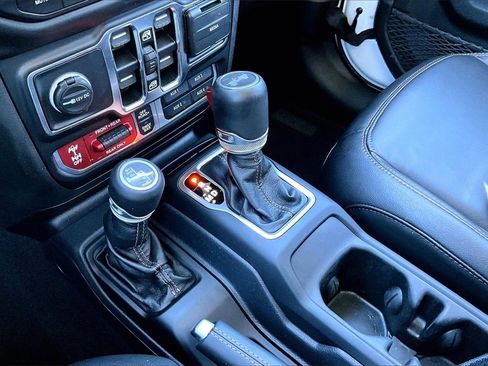 Certified 2021 Jeep Wrangler Unlimited Rubicon image 31