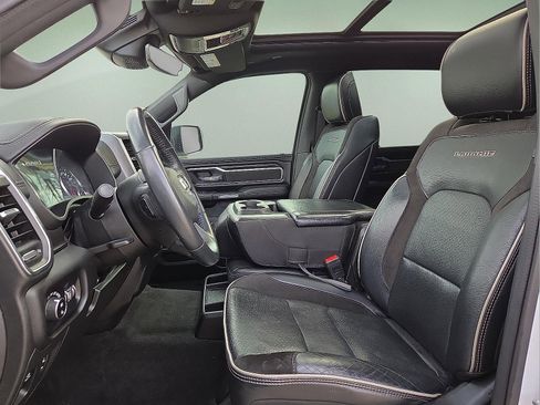 Used 2023 RAM 1500 Laramie image 14