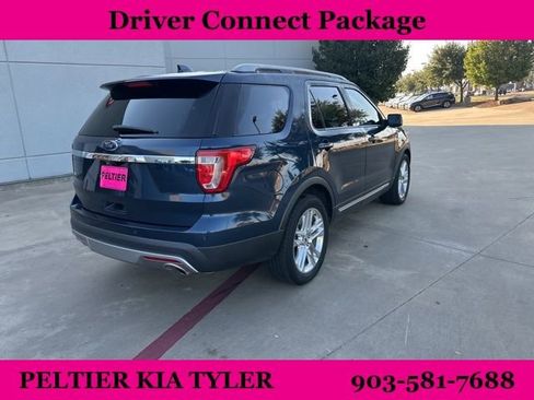 Used 2017 Ford Explorer XLT w/ Equipment Group 202A image 12