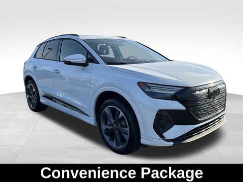 Used 2023 Audi Q4 e-tron Prestige w/ Black Optic Package image 7