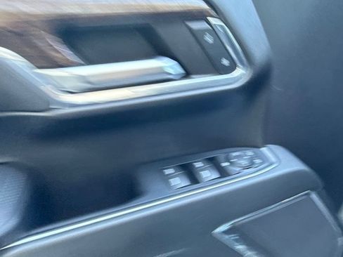 Used 2023 GMC Sierra 1500 Elevation RWD image 7