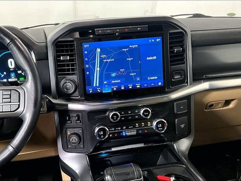 Used 2021 Ford F150 Lariat w/ Equipment Group 502A High image 6