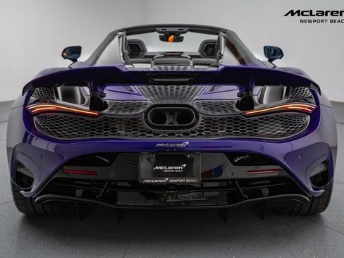 Used 2025 McLaren 750S Spider RWD image 14