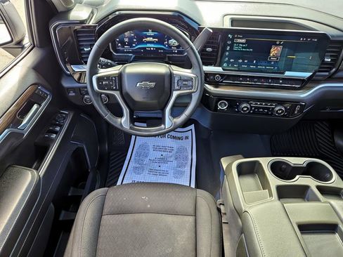 Used 2023 Chevrolet Silverado 1500 RST image 9