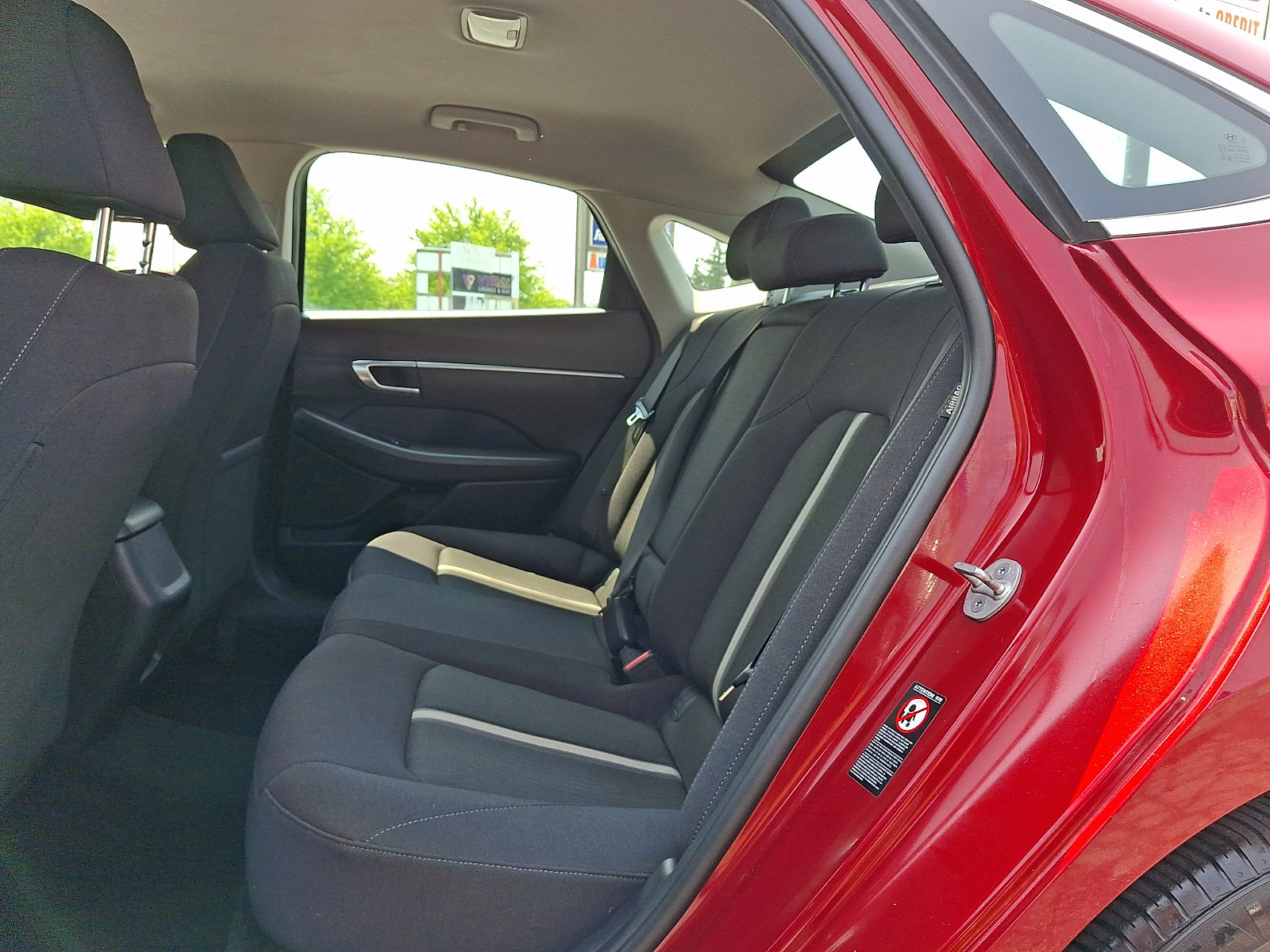 Used 2023 Hyundai Sonata SEL FWD image 9